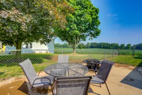 Ohio Farmhouse Retreat w/ Fire Pit & Patio - Image 2