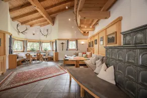 Idyllic country house sauna and garden - Image 3