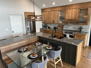 Lakefront Luxe | King Beds | Near Table Rock Lake - Image 2