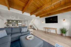 Beautiful Beachside Bliss - Image 2