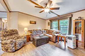 4 Mi to Lake Francis: Peaceful Pittsburg Home - Image 4