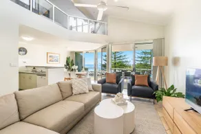 Blue Pacific 3 - Ocean Views & Swimming Pool - Holiday Yamba - Image 2