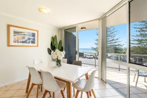 Blue Pacific 3 - Ocean Views & Swimming Pool - Holiday Yamba - Image 5