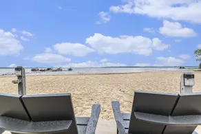 Gorgeous 2 Bedroom Lake View Condo 2780 - Image 2