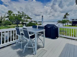 275 Blue Bay - Image 2
