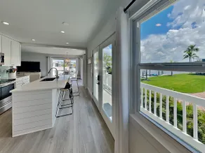 275 Blue Bay - Image 4