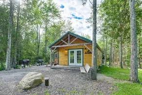 Harrington Cabin w/ Grills - Near Beaches & Hiking - Image 3
