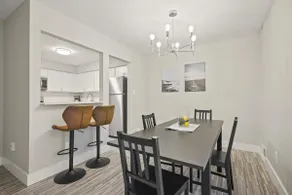 Modern Comfort in Rochester, Perfect Getaway - Image 3