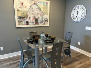 Luxurious 2BR Retreat in Greenville’s Gated Oasis - Image 3