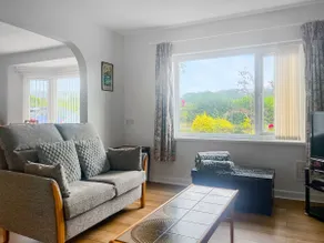 Cottage with garden | River view - Image 3