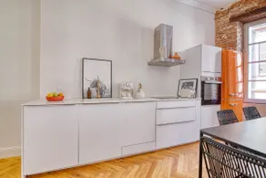 At Pauline & Simon's – Air-conditioned apartment - Image 5