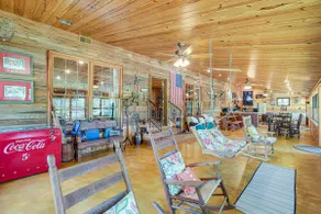 Pet-Friendly Ehrhardt Home w/ Private Pond & Yard! - Image 3