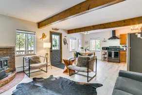 Roscommon Chalet w/ Hot Tub Near Higgins Lake! - Image 5