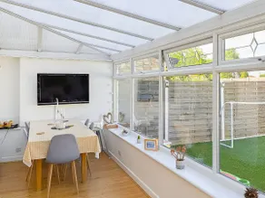 Cosy Cotswolds House - Image 2