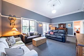 Kilbirnie - Grand Heritage Stay Close to CBD - Image 5