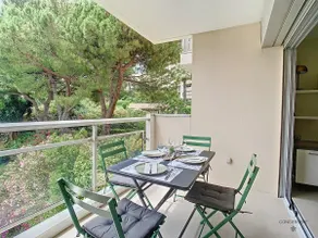Les Genêts 2-BR Terrace A/C - Image 5
