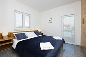 A-23394-a Two-bedroom apartment with terrace - Image 5