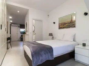 Marcos Apartments, Bronze Apartment - Image 3