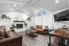 4 Bdrm 6 Bed Clean Pet Friendly HotTub New Kitchen - Image 4