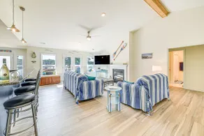 Waterfront Lake Anna Home: Summer Family Escape! - Image 2
