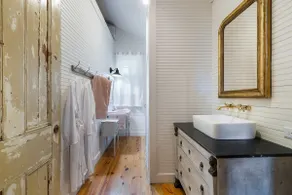 Liesel Farm Shestable: Cozy Converted Stable - Image 4
