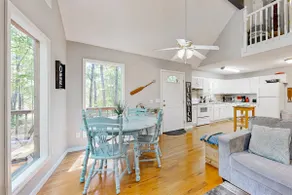 1 Mi to Pickwick Lake! Tranquil Wooded Cabin - Image 3