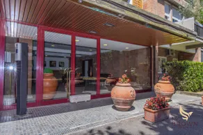 Mr Brown Aurelia Resort con piscina - Image 4