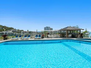 Burleigh Headland 2 Bedroom Stay - Image 2