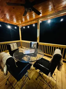 Modern Cabin Escape Near the Blue Ridge Parkway - Image 5