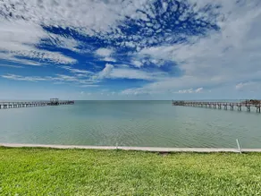 Copano Coastal Gem | Bayfront + Pet-Friendly! - Image 2