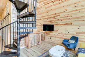 A-frame Hardy Cabin w/ Spring River Views! - Image 5