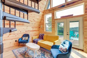 A-frame Hardy Cabin w/ Spring River Views! - Image 4