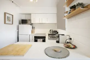 Stylish Bondi Studio Minutes From Bondi Beach - Image 3