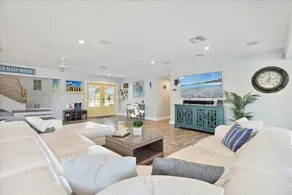 Large Private Canal Home w/Pool & Hot Tub - Image 4