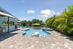 Large Private Canal Home w/Pool & Hot Tub - Image 5