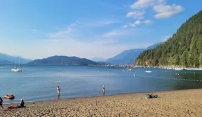 Corner Unit + Water Views & Easy Beach Access. - Image 5