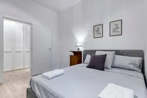 Bright Apartment between the Towers X6 - Fiber Wifi - Image 5