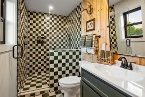 TN Cabin w/ Hot Tub, Sauna, Pickleball & Golf! - Image 2