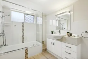 Cozy 2Br Apt near the Brisbane River - Image 4