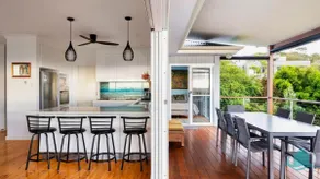 Caves Cottage - Elevated home with Ocean Views - Image 4