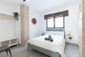 Valencia Beach Apartment with A/C, Wi-Fi, and Smart TV, Apt. - Image 2