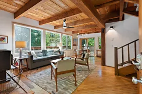 Hank's Hideaway - Image 3