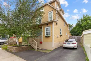 At Michele 3BR Parking Yard - Image 4