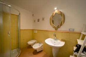 Chic 110 sqm Flat, 90m from Beach & Center #8 - Image 4