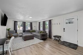 Quaint Spokane Valley Home! - Image 2