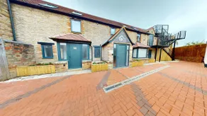 Bicester Court - Image 5