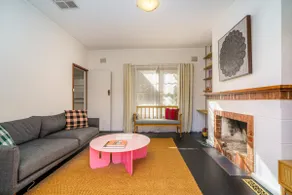 Classic 2BR with Modern Touch and Garden - Hosted by Canstay - Image 4