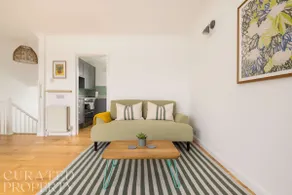 Charming Primrose Hill Rooftop Duplex - Image 3