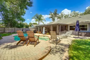 Screened Lanai + Fenced Yard: Luxe Orlando Home - Image 3