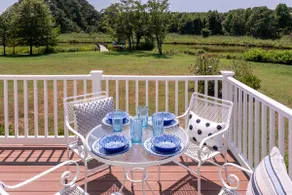 Pet-Friendly Waterfront House - Image 5